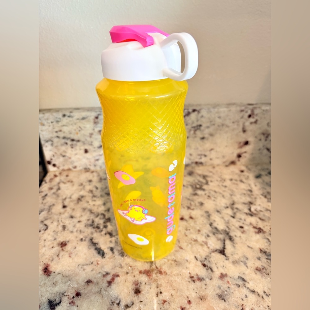 Sanrio Gudetama Lazy Egg Water Bottle Zak 30oz Yellow/White/Pink